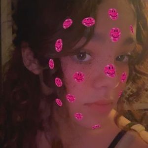 Meet your Posher, Amelia